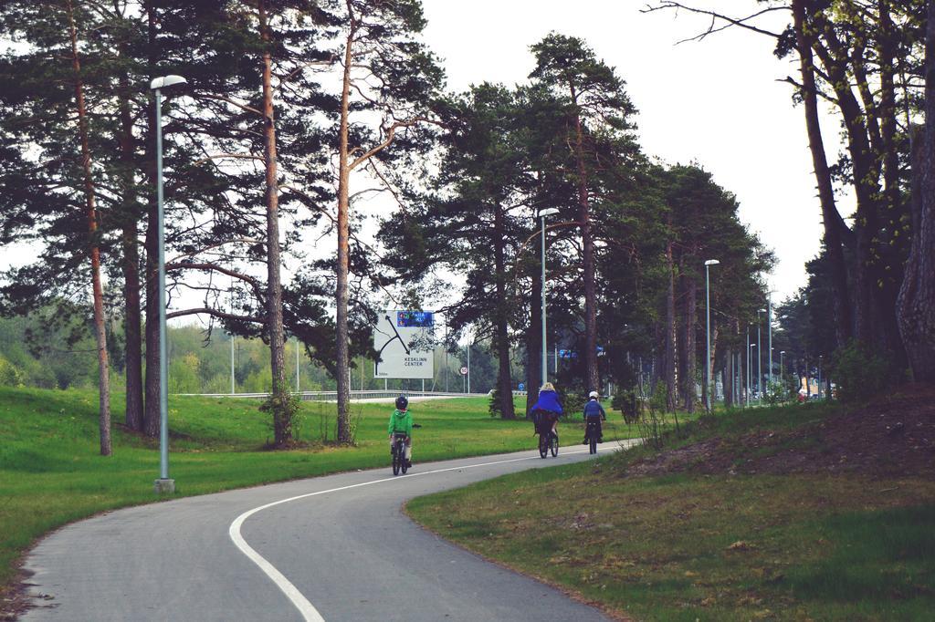 Saare Automatic Hostel Pärnu Exteriér fotografie